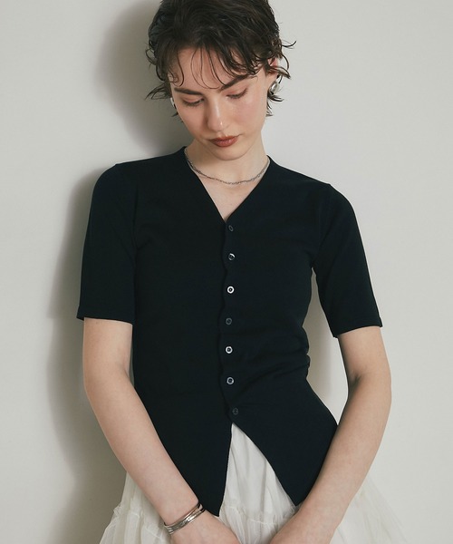 ARVELLIA（アルベリア）の「RUVHED KNIT TOP（ニット/セーター・レディース・サックスブルー/ブラック・M）」の10枚目の写真