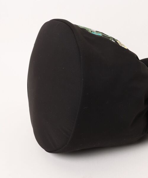 SUPER HAKKA（スーパーハッカ）の「「glanta」ビッグ＆ポピーブーケ刺繍巾着＆ショルダーバッグ（ショルダーバッグ・レディース・ベージュ/ブラック/ブルー・FREE）」の5枚目の写真