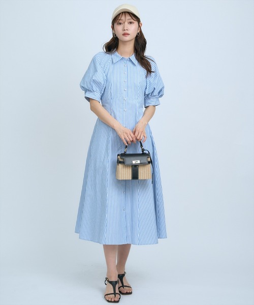 AND COUTURE（アンドクチュール）の「ボリュームスリーブストライプワンピース（ワンピース・レディース・ホワイト/サックスブルー/ブルー・FREE）」の5枚目の写真