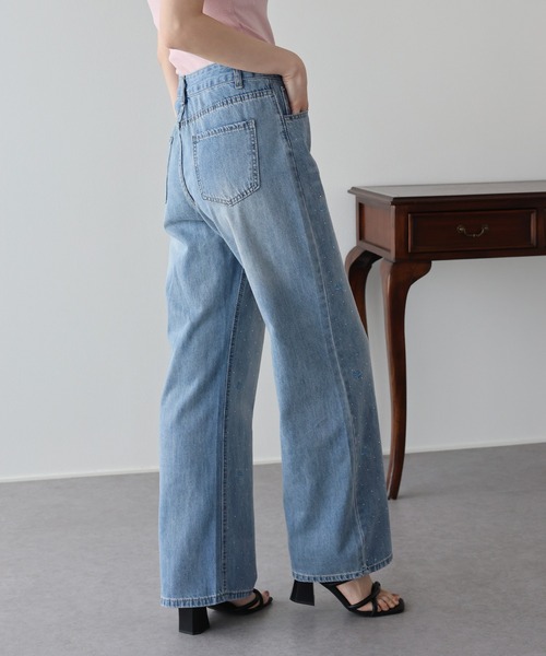 BLUEEAST(ブルーイースト)の「ローズ刺繍デニムパンツ(デニムパンツ・レディース・ブルー・LARGE/MEDIUM/SMALL)」の17枚目の写真