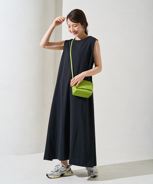 黒 ノースリーブ Aラインワンピース 限定展開 ノースリーブ Aライン シルエット ワンピース（ワンピース