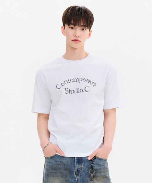 CHASECULT(チェイスカルト)の「共用レタリング半袖Tシャツ-FBZU5802C01(Tシャツ/カットソー・メンズ・ホワイト・90/95/100/105/110)」の1枚目の写真