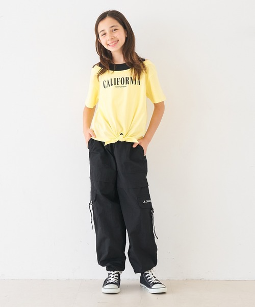 coca（coca）（コカ）の「キッズ　ライトワッシャーナイロンカーゴパンツ（カーゴパンツ・キッズ・ブラック/ラベンダー・150/120/130/140）」の8枚目の写真