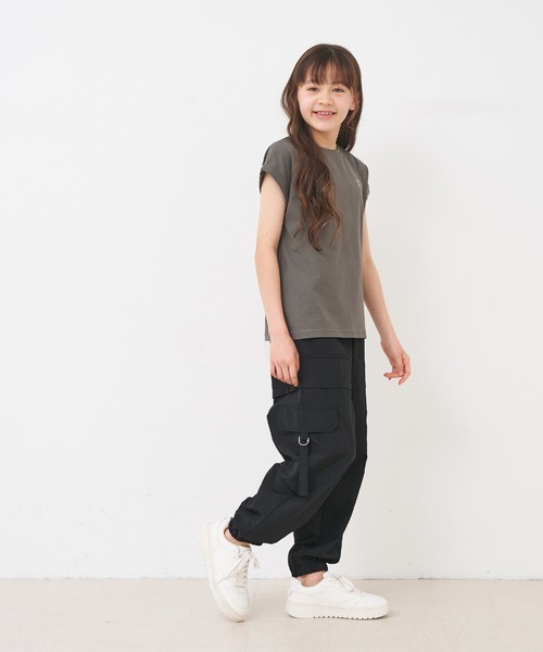coca（coca）（コカ）の「キッズ　ライトワッシャーナイロンカーゴパンツ（カーゴパンツ・キッズ・ブラック/ラベンダー・150/120/130/140）」の10枚目の写真