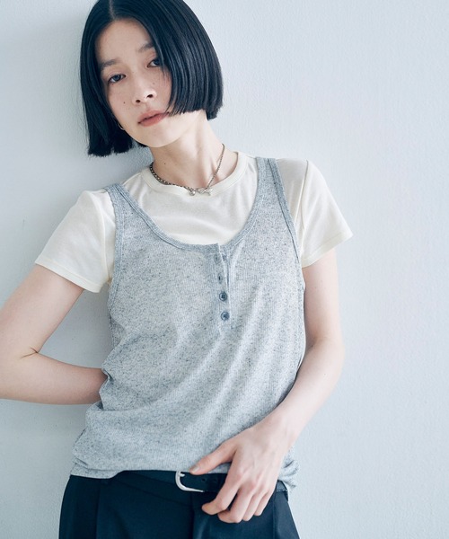 Obis&(オビスアンド)の「【2枚セット】マルチway ヘンリーリブタンク&ベーシックタンク(タンクトップ・レディース・ホワイト×ライトグレー/グレー系その他・FREE)」の6枚目の写真