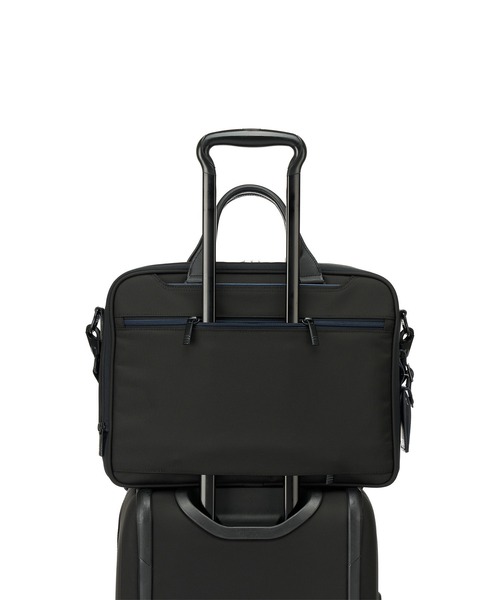 TUMI(トゥミ)の「TUMI ALPHA (アルファ) エクスパンダブル・オーガナイザー・ブリーフ(A4/PC15インチまで対応)(ビジネスバッグ・メンズ・ブラック×ブルー・FREE)」の6枚目の写真