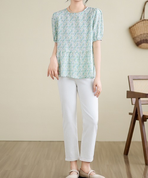 LUCPY（ラクピー）の「バックリボンペプラムブラウス（シャツ/ブラウス・レディース・ホワイト/グリーン・MEDIUM/LARGE/X-LARGE/XX-LARGE）」の3枚目の写真