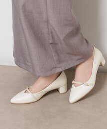 ベルトポインテッドパンプス