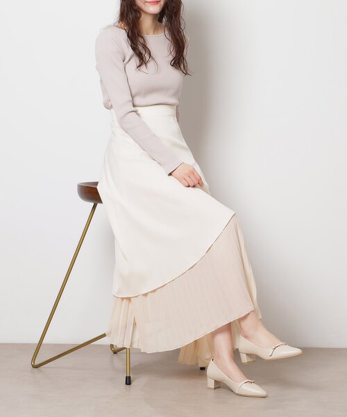 ESPERANZA(エスペランサ)の「ベルトポインテッドパンプス(パンプス・レディース・ブラック/ベージュ/アイボリー/ホワイト系9/ブラック系8・22.5cm/23.5cm/24.5cm/23.0cm/24.0cm/25.0cm)」の17枚目の写真