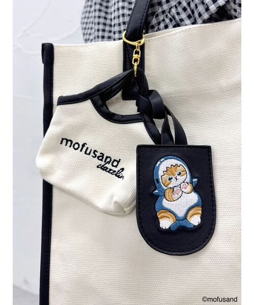 dazzlin(ダズリン)の「【mofusandコラボ】バッグチャームトートバッグ(トートバッグ・レディース・ブラック/オフホワイト・FREE)」の9枚目の写真