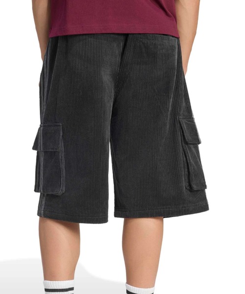 adidas(アディダス)の「adidas ADICOLOR CARGO SHORTS / アディダス アディカラー カーゴ ショーツ(カーゴパンツ・メンズ・ブラック・XL/L/M/S/XXL)」の10枚目の写真