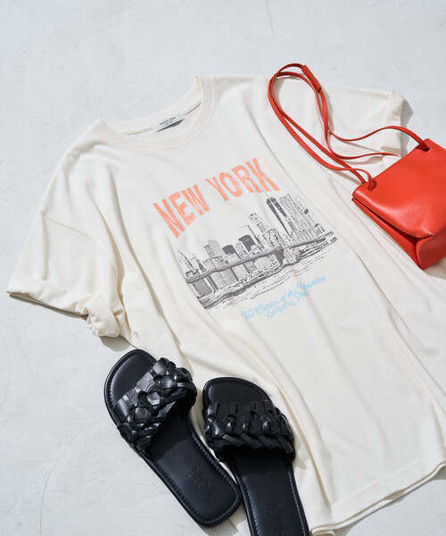 FREAK'S STORE(フリークスストア)の「限定展開 ビンテージライク NEWYORK 半袖Tシャツ(Tシャツ/カットソー・レディース・ベージュ/グレー/ブラック/ネイビー/ナチュラル・フリ-)」の4枚目の写真