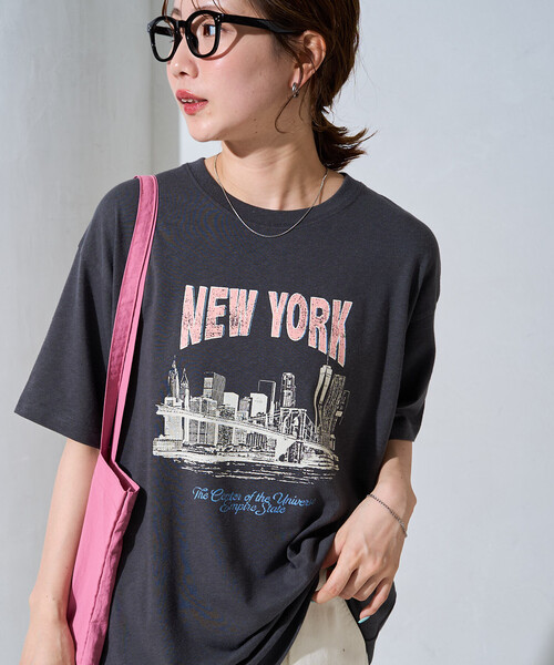 FREAK'S STORE(フリークスストア)の「限定展開 ビンテージライク NEWYORK 半袖Tシャツ(Tシャツ/カットソー・レディース・ベージュ/グレー/ブラック/ネイビー/ナチュラル・フリ-)」の2枚目の写真