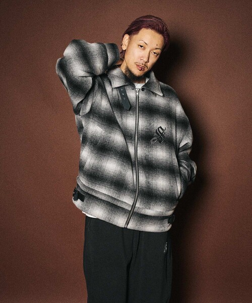 Subciety(サブサエティ)の「Ombre check B-3 jkt(ムートンコート・メンズ・ブラウン/ブラック・SMALL/MEDIUM/LARGE/X-LARGE)」の10枚目の写真