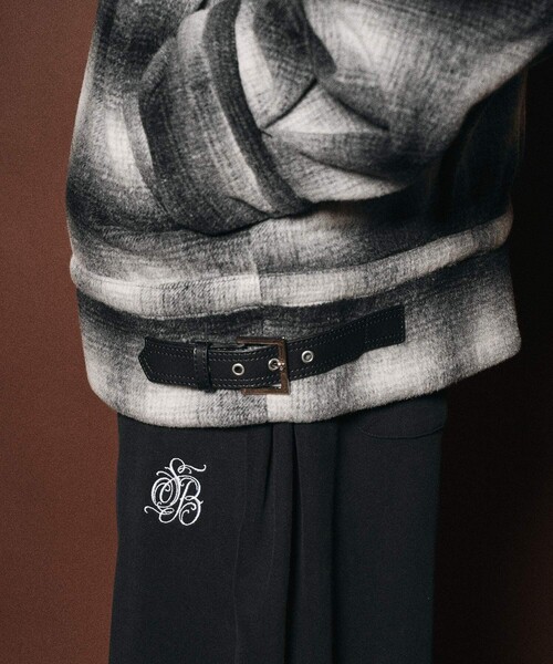 Subciety(サブサエティ)の「Ombre check B-3 jkt(ムートンコート・メンズ・ブラウン/ブラック・SMALL/MEDIUM/LARGE/X-LARGE)」の11枚目の写真