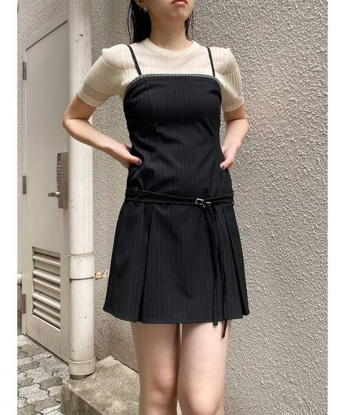MURUA(ムルーア)の「ボックスプリーツキャミワンピース 夏服(ワンピース・レディース・ブラック/グレー・2/1)」の21枚目の写真