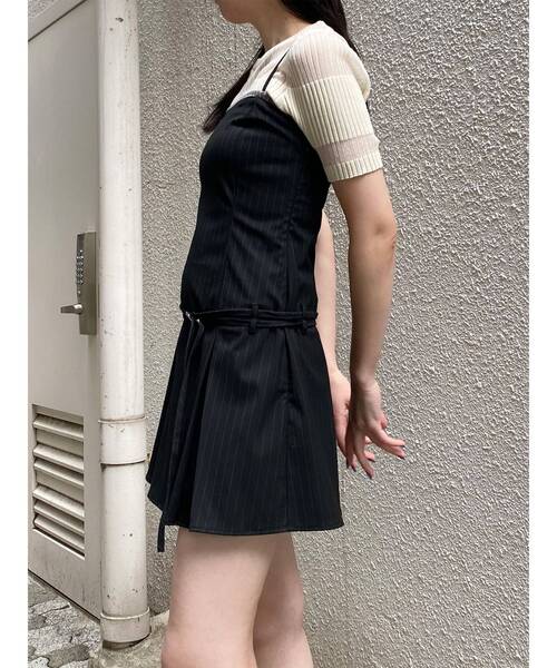 MURUA(ムルーア)の「ボックスプリーツキャミワンピース 夏服(ワンピース・レディース・ブラック/グレー・2/1)」の22枚目の写真