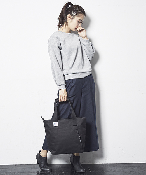 5441 by sunduck（ゴーヨンヨンイチバイサンダック）の「【5441 by SUNDUCK/5441 バイ サンダック】DAILYTRIP TOTE （トートバッグ・レディース・レッド/ブラック/ブルー/グリーン・FREE）」の11枚目の写真