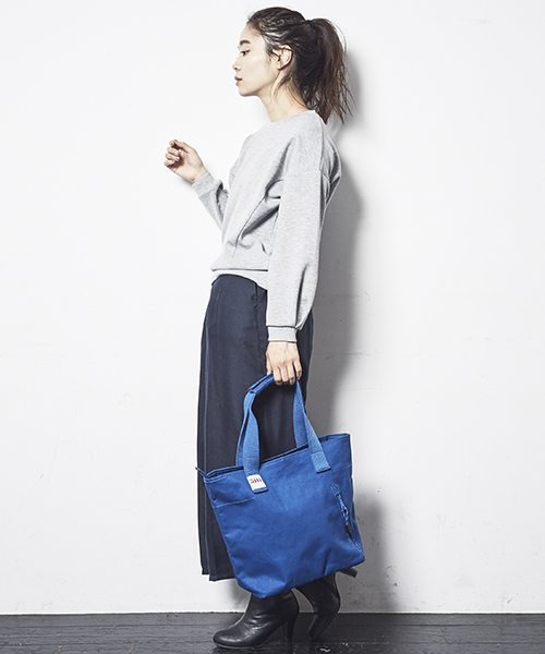 5441 by sunduck（ゴーヨンヨンイチバイサンダック）の「【5441 by SUNDUCK/5441 バイ サンダック】DAILYTRIP TOTE （トートバッグ・レディース・レッド/ブラック/ブルー/グリーン・FREE）」の13枚目の写真