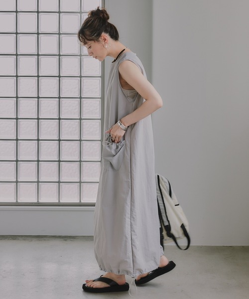 210nouve(トゥージュヌーブ)の「ナイロン ワッシャー ドロスト ワンピース(ワンピース・レディース・ライトグレー/ブラック/カーキ・FREE)」の8枚目の写真
