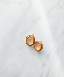 マットオーバルビジューピアス