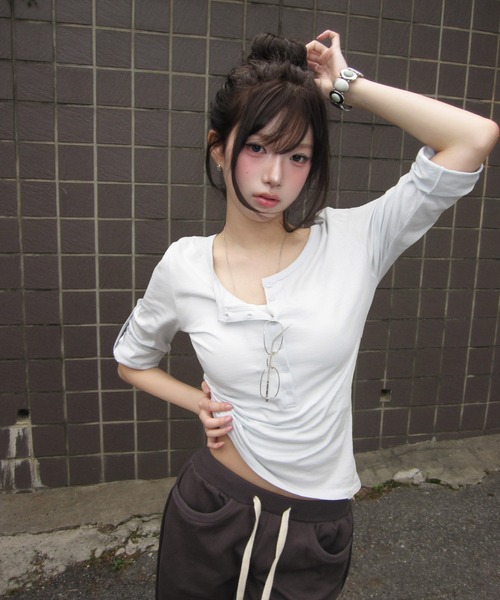 modimood（モディムード）の「[MADE] ラインロールアップ七分袖Tシャツ（Tシャツ/カットソー・レディース・ピンク/ホワイト/スカイブルー/チャコール・FREE）」の3枚目の写真