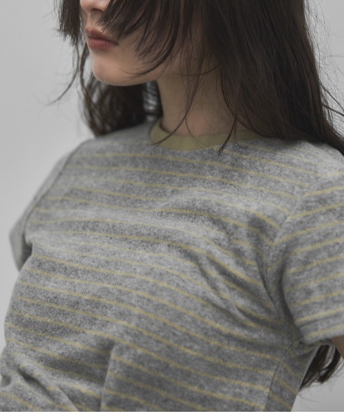 feepur(フェピュール)の「パイルボーダーTee(Tシャツ/カットソー・レディース・チャコールグレー/グレー・MEDIUM)」の5枚目の写真