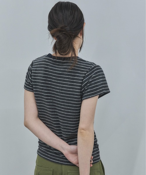 feepur(フェピュール)の「パイルボーダーTee(Tシャツ/カットソー・レディース・チャコールグレー/グレー・MEDIUM)」の17枚目の写真