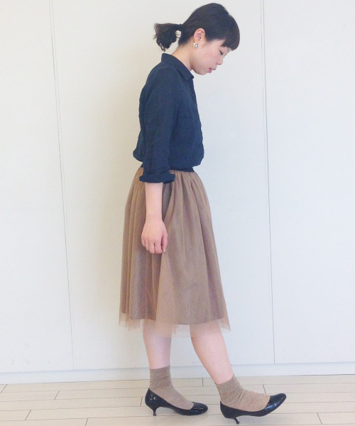 IEDIT（イディット）の「【スカート丈が選べる】ミルブロウズ　透け感のニュアンスを楽しむストライプ×チュールのリバーシブルスカート　 　（スカート・レディース・ベージュ系その他/グレー系その他/ネイビー・MEDIUM/NS/LARGE/SMALL/XX-LARGE/X-LARGE/NM）」の22枚目の写真