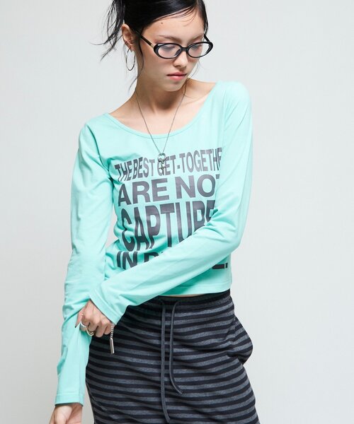 WHO'S WHO gallery(フーズフーギャラリー)の「【WEB限定】メッセージL/Sトップス(Tシャツ/カットソー・レディース・ブラック/ミント/オフホワイト/パープル/ブラウン・FREE)」の16枚目の写真