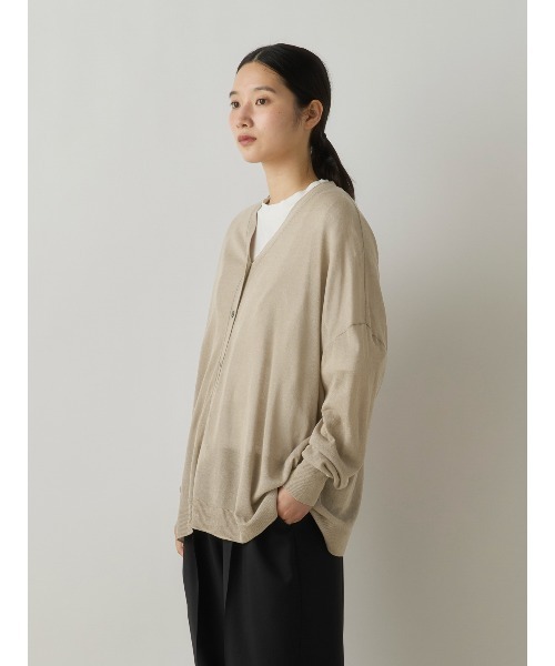 MidiUmi（ミディウミ）の「MidiUmi シアーニットプルオーバー（ニット/セーター・レディース・オレンジ/チャコールグレー/ベージュ・FREE）」の4枚目の写真