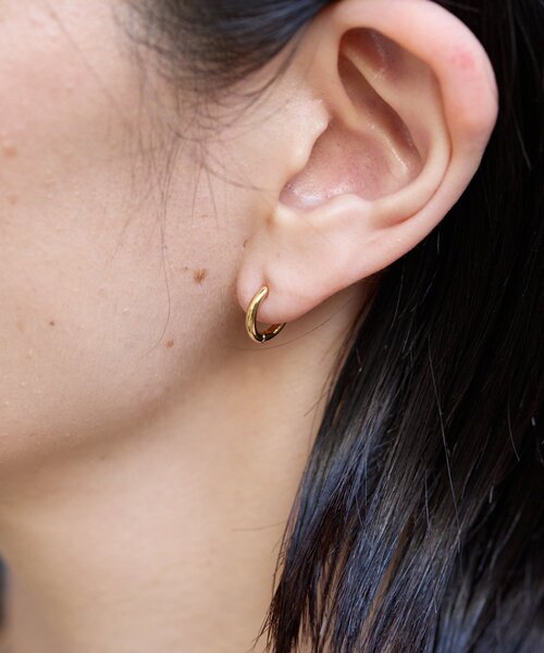 ear PAPILLONNER(イアパピヨネ)の「2WAYバー付ダブルフープピアス(ピアス(両耳用)・レディース・シルバー/ゴールド・FREE)」の14枚目の写真