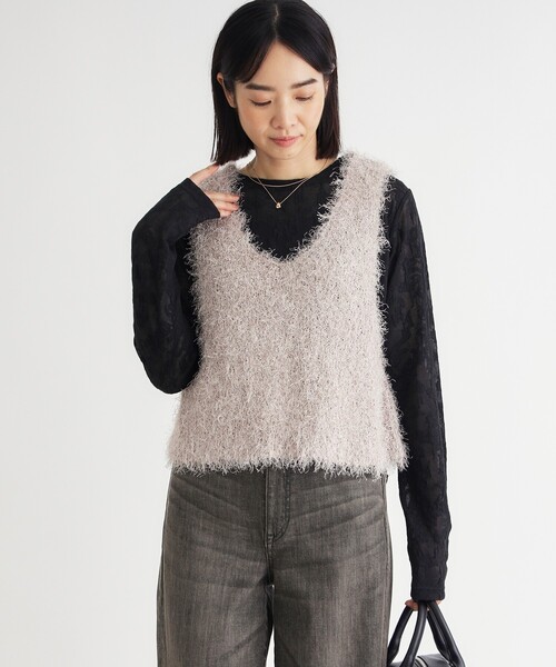 HONEYSUCKLE ROSE(ハニーサックルローズ)の「シャギーヤーン2WAYビスチェ(ベスト・レディース・ボルドー/アイボリー/ブラック・04/05)」の4枚目の写真