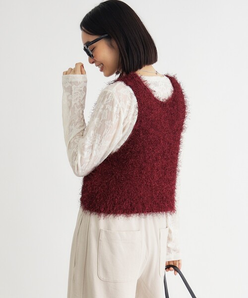 HONEYSUCKLE ROSE(ハニーサックルローズ)の「シャギーヤーン2WAYビスチェ(ベスト・レディース・ボルドー/アイボリー/ブラック・04/05)」の16枚目の写真