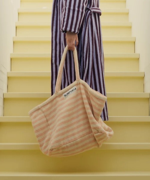 BONGUSTA(ボングスタ)の「【新色追加/BONGUSTA/ボングスタ】NARAM WEEKEND BAG/ビッグトートバッグ(トートバッグ・レディース・グリーン系その他/ブルー/ピンクベージュ/イエロー・フリー)」の5枚目の写真