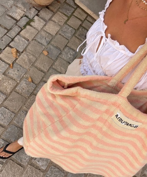 BONGUSTA(ボングスタ)の「【新色追加/BONGUSTA/ボングスタ】NARAM WEEKEND BAG/ビッグトートバッグ(トートバッグ・レディース・グリーン系その他/ブルー/ピンクベージュ/イエロー・フリー)」の7枚目の写真