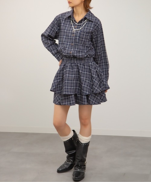 Chiina(チーナ)の「【Chiina】チェック柄プリーツミニシャツワンピース(Tシャツ/カットソー・レディース・イエロー/レッド/ネイビー・FREE)」の4枚目の写真