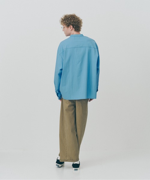 MAISON CLUB(メゾンクラブ)の「【MAISON CLUB】High Density Band Collar Over Shirt / ハイデンシティバンドカラーオーバーシャツ SNF(シャツ/ブラウス・メンズ・サックスブルー・M/L)」の8枚目の写真