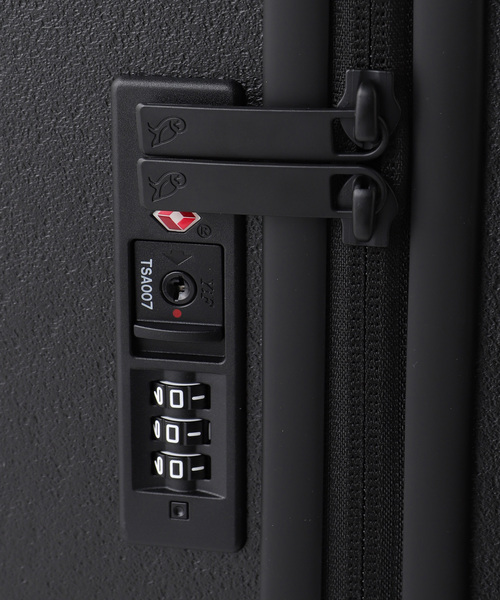417 EDIFICE(フォーワンセブンエディフィス)の「BELLROY Transit Check-In(クラッチバッグ・メンズ・ブラック・FREE)」の4枚目の写真
