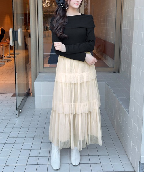 junoah(ジュノア)の「オフショル風チュールドッキングワンピース(ワンピース・レディース・ブラウン/ブラック/ダークブラウン・LARGE/MEDIUM/SMALL)」の1枚目の写真