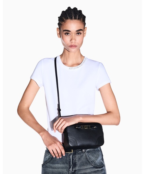 ARMANI EXCHANGE(アルマーニエクスチェンジ)の「【A|X アルマーニ エクスチェンジ】<ZOZO限定>AXロゴプレート ミニショルダーバッグ(ショルダーバッグ・レディース・ブラック/レッド・FREE)」の9枚目の写真