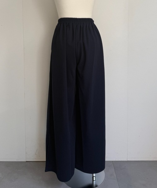 ap retro(アプレトロ)の「2タック とろみジョーゼットワイドパンツ(スラックス・レディース・ネイビー/ブラック/ブラウン/ブラック系その他・MEDIUM/LARGE)」の11枚目の写真