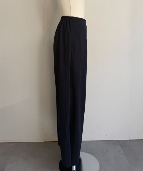 ap retro(アプレトロ)の「2タック とろみジョーゼットワイドパンツ(スラックス・レディース・ネイビー/ブラック/ブラウン/ブラック系その他・MEDIUM/LARGE)」の12枚目の写真