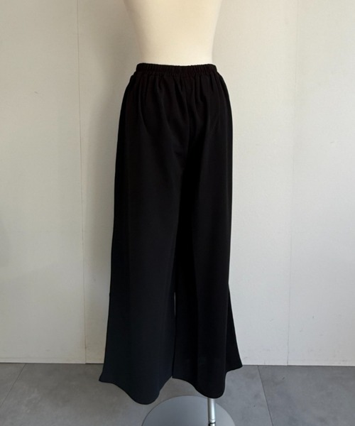 ap retro(アプレトロ)の「2タック とろみジョーゼットワイドパンツ(スラックス・レディース・ネイビー/ブラック/ブラウン/ブラック系その他・MEDIUM/LARGE)」の15枚目の写真