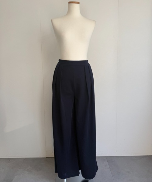 ap retro(アプレトロ)の「2タック とろみジョーゼットワイドパンツ(スラックス・レディース・ネイビー/ブラック/ブラウン/ブラック系その他・MEDIUM/LARGE)」の9枚目の写真