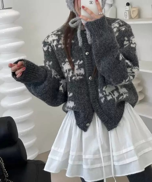Diosfront（ディオスフロント）の「ショート丈ジャガードニットカーディガン（カーディガン/ボレロ・レディース・チャコールグレー/ベージュ・FREE）」の8枚目の写真