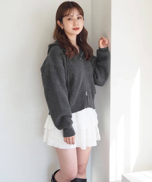 tiptop(ティップトップ)の「【ZOZO限定アイテム】プレート付きダブルジップニットパーカー(パーカー・レディース・チャコールグレー/グレー/アイボリー・FREE)」の18枚目の写真
