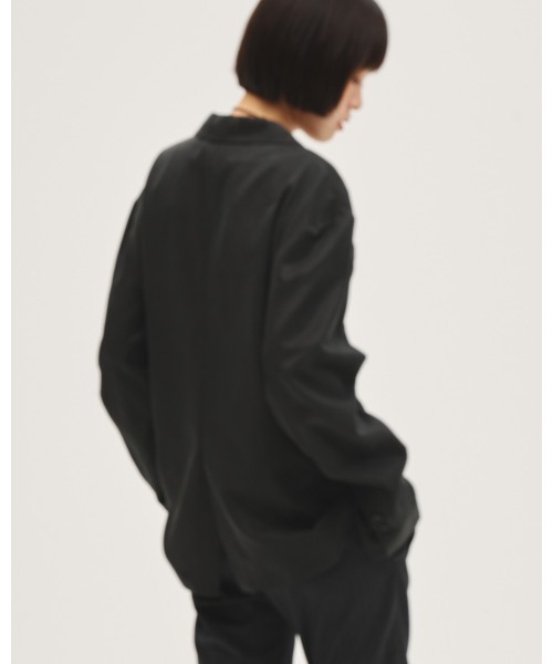 TODAYFUL(トゥデイフル)の「Satin Shirts Jacket(テーラードジャケット・レディース・ブラック/キナリ・36inch/38inch)」の16枚目の写真