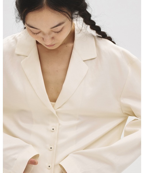 TODAYFUL(トゥデイフル)の「Satin Shirts Jacket(テーラードジャケット・レディース・ブラック/キナリ・36inch/38inch)」の12枚目の写真