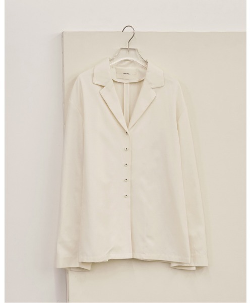 TODAYFUL(トゥデイフル)の「Satin Shirts Jacket(テーラードジャケット・レディース・ブラック/キナリ・36inch/38inch)」の6枚目の写真